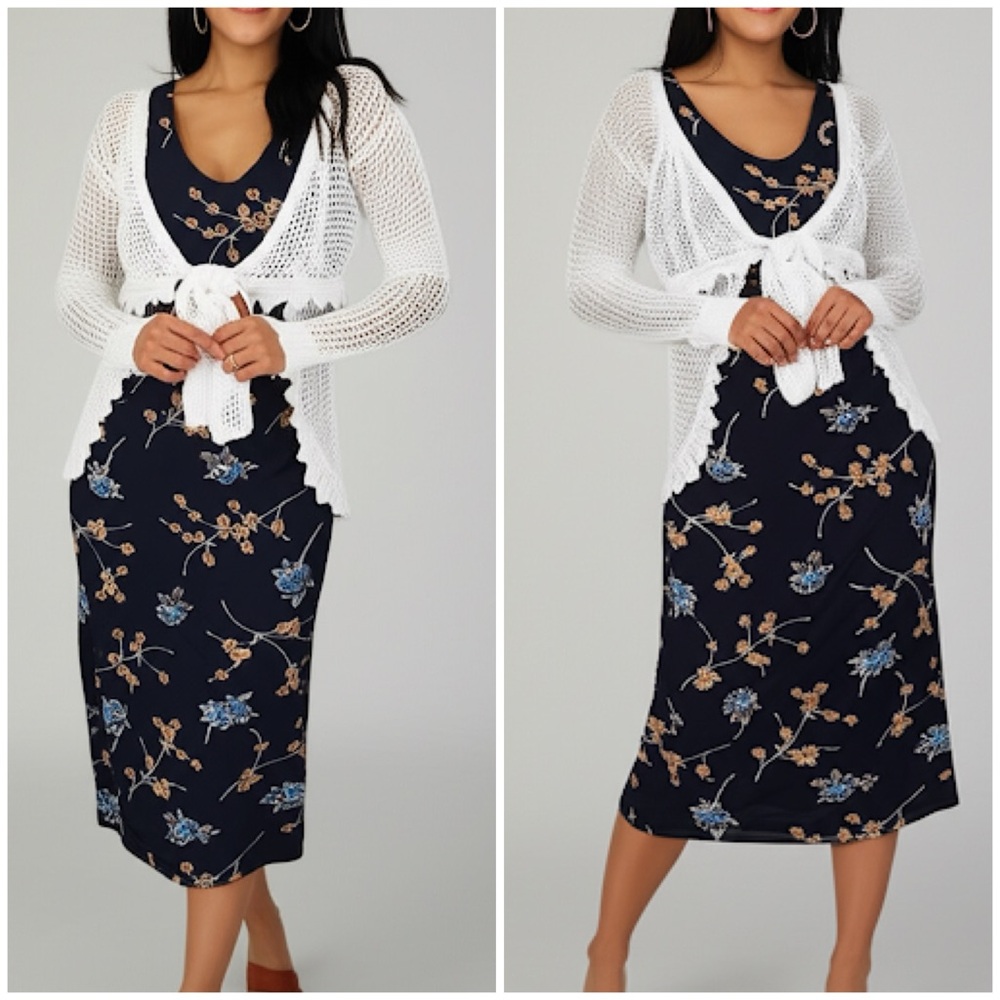 Vintage 80s/90s V-l-Petites Beautiful Navy Floral Print Lightweight Midi Dress
